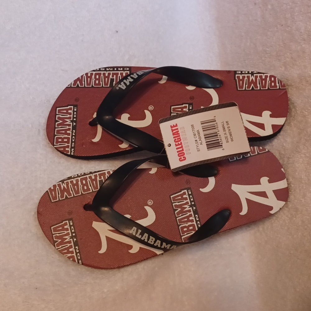 Alabama Crimson Tide flip flops women's size 5/6 nwt